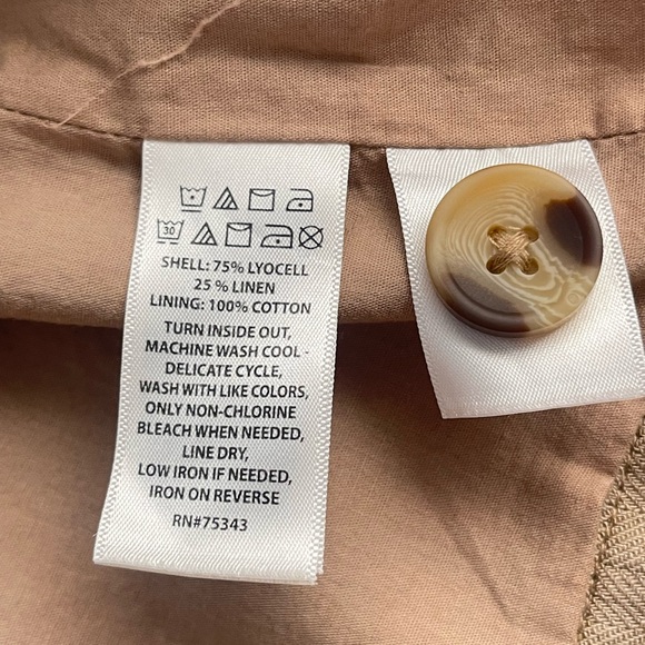 Tahari Utility Jacket - Picture 5 of 9